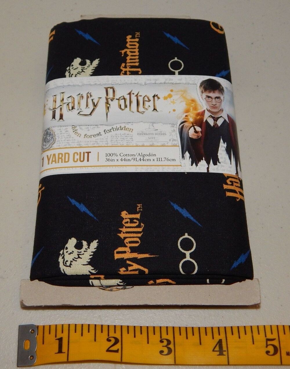 Licensed Harry Potter Gryffindor Premium 100% Cotton 1 Yard Cut 36" x 44" Fabric